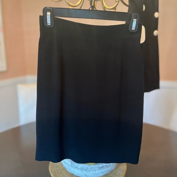 Vintage Moschino cheap and chic suit/ women’s blazer and skirt - Picture 5 of 15